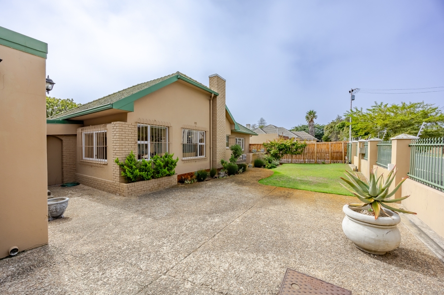 3 Bedroom Property for Sale in Milnerton Central Western Cape